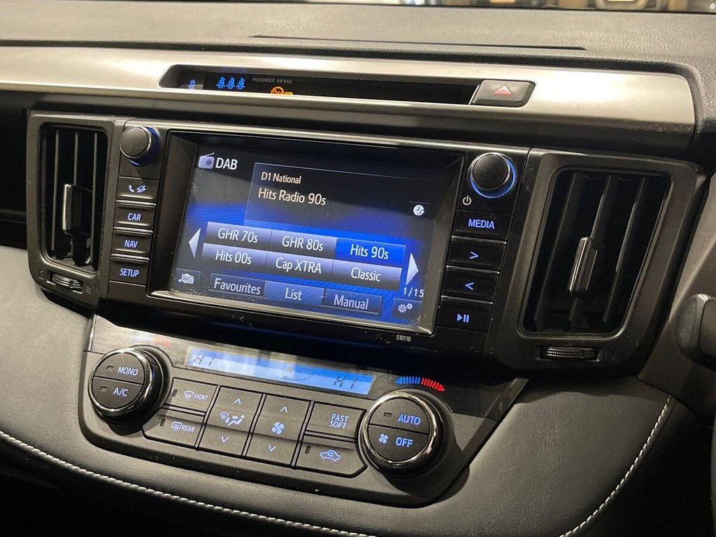 Used Toyota RAV4 2018 for sale - 77952494: Photo 11