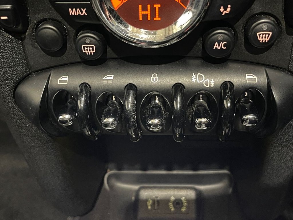 Used MINI Convertible 2014 for sale - 77341378: Photo 18