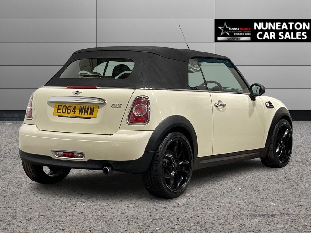 Used MINI Convertible 2014 for sale - 77341378: Photo 3
