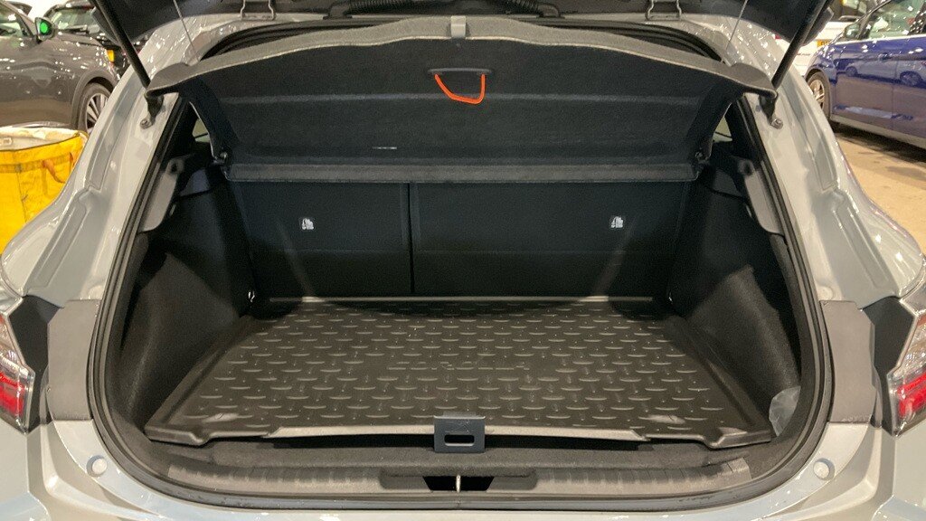 Used Toyota Corolla 2019 for sale - 77680735: Photo 12