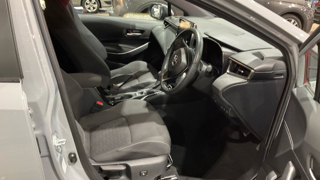 Used Toyota Corolla 2019 for sale - 77680735: Photo 15