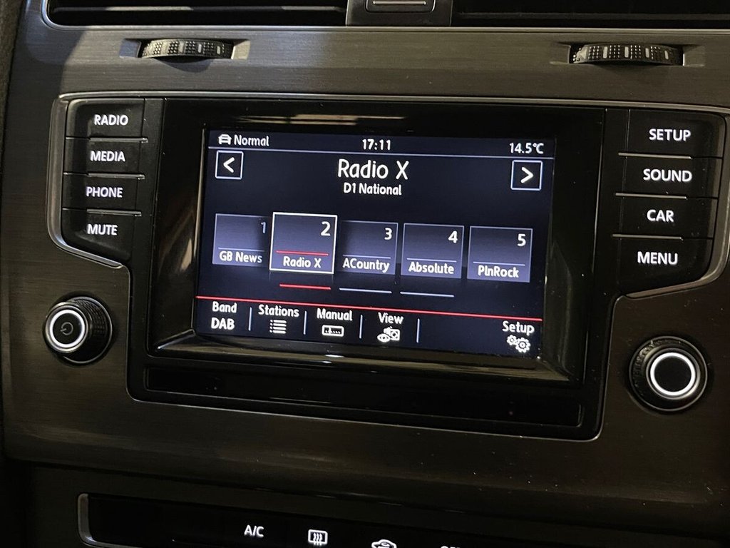 Used Volkswagen Golf 2013 for sale - 76547205: Photo 11