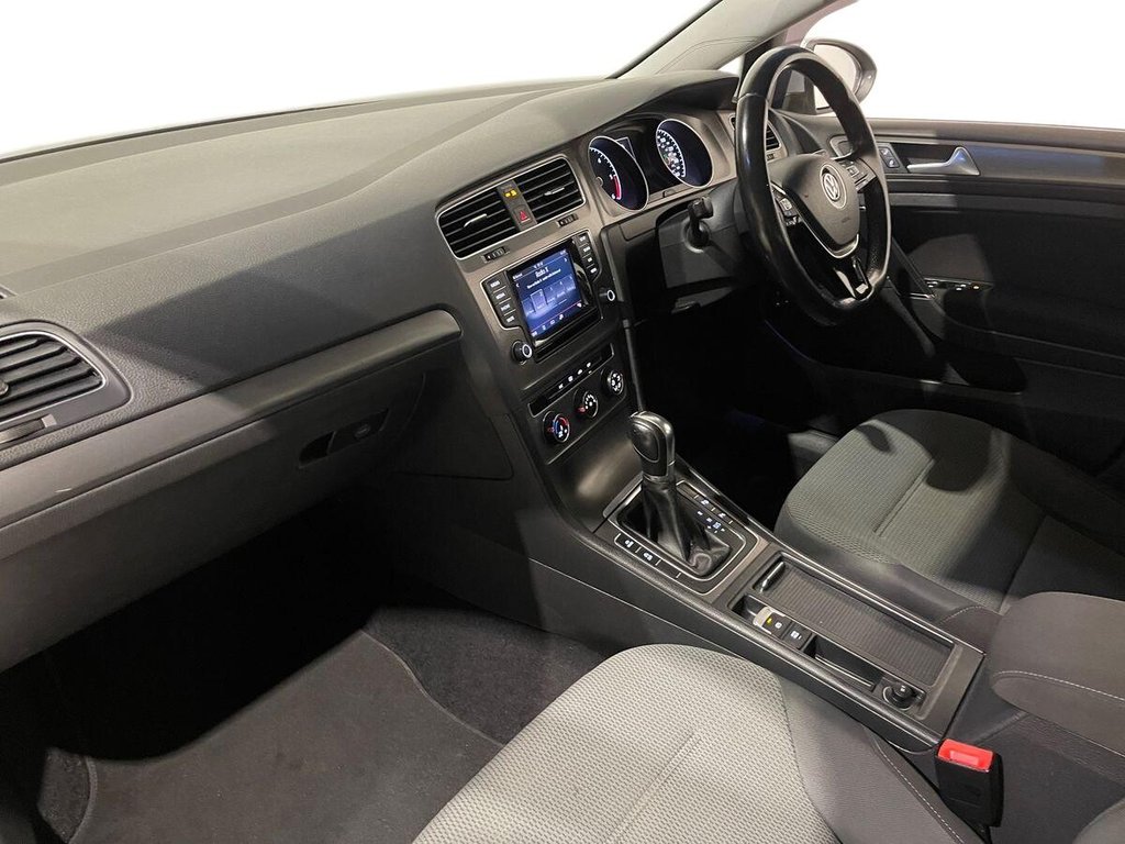 Used Volkswagen Golf 2013 for sale - 76547205: Photo 14