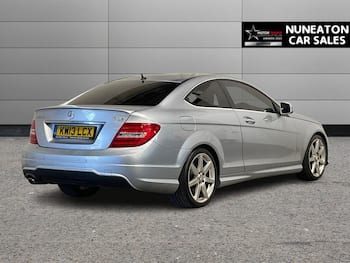 Used Mercedes-Benz C Class 2013 for sale - 79862162: Photo