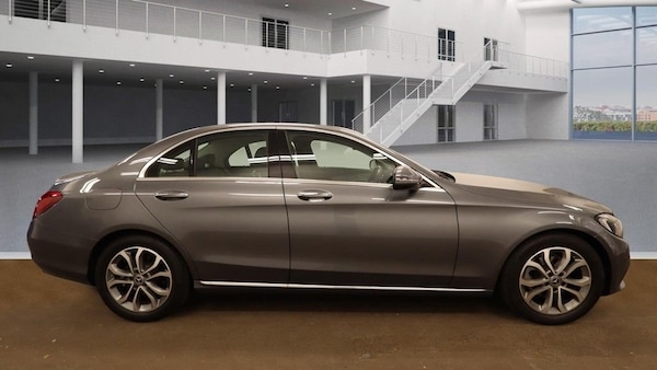 Used Mercedes-Benz C-Class 2018 for sale - 76236078: Photo 5