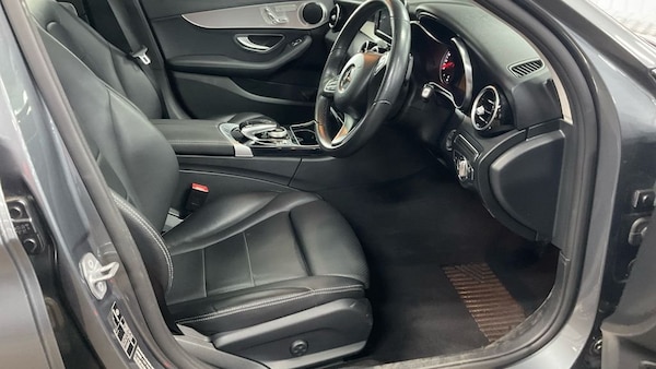 Used Mercedes-Benz C-Class 2018 for sale - 76236078: Photo 9
