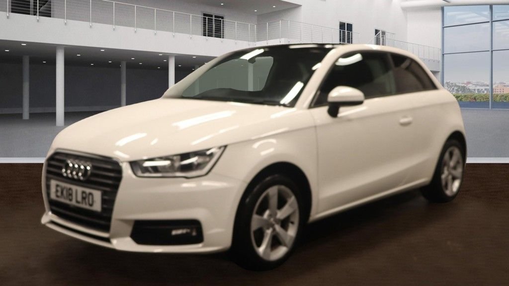 Used Audi A1 2018 for sale - 76888527: Photo 2