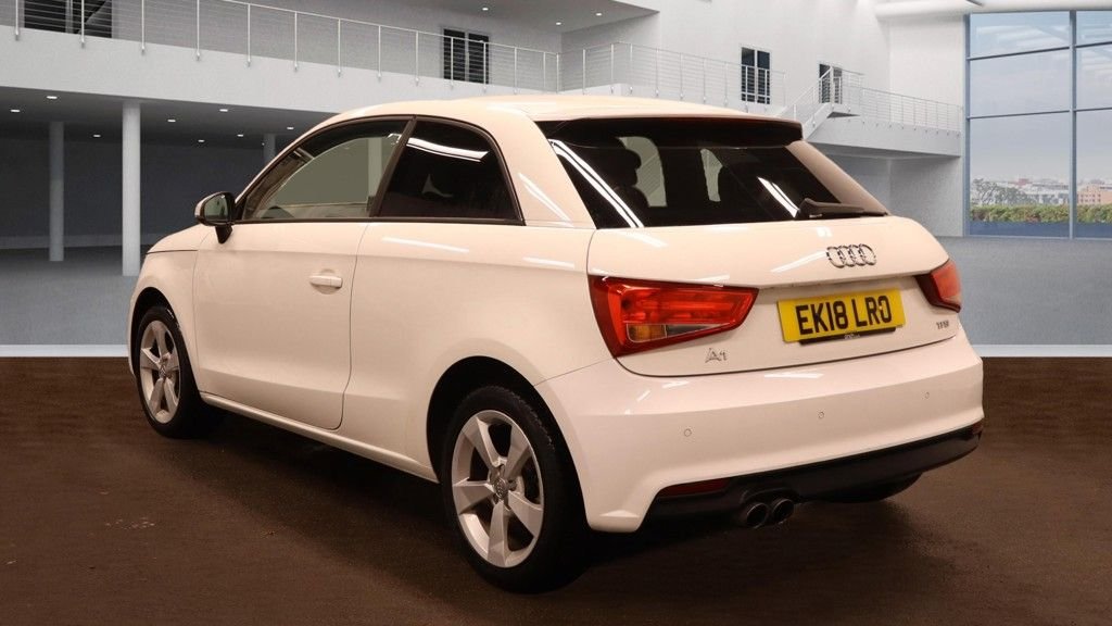 Used Audi A1 2018 for sale - 76888527: Photo 3