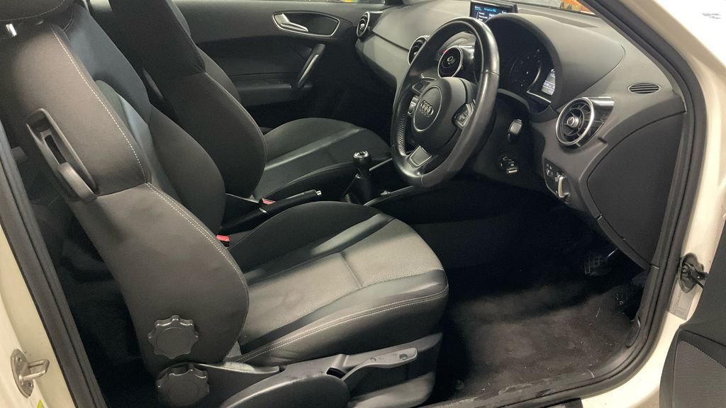 Used Audi A1 2018 for sale - 76888527: Photo 9