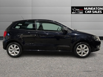 Used Volkswagen Polo 2014 for sale - 77027414: Photo