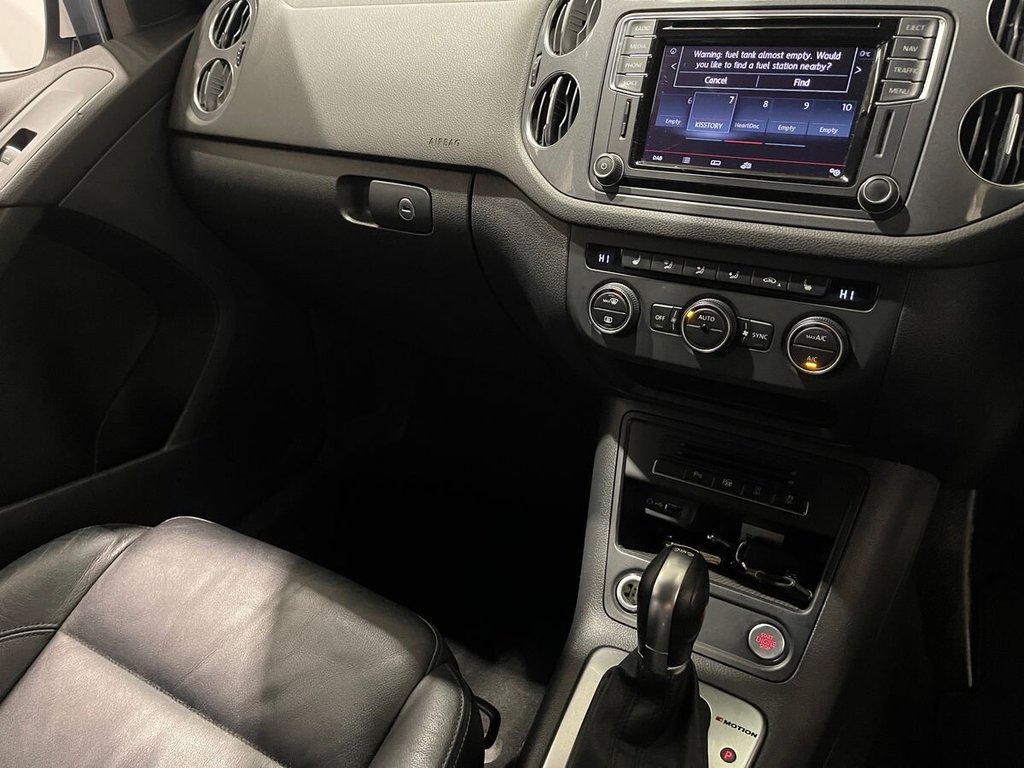 Used Volkswagen Tiguan 2016 for sale - 77520529: Photo 17