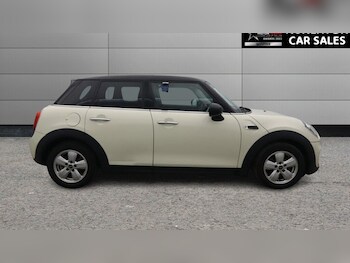 Used MINI Hatch 2019 for sale - 77941648: Photo