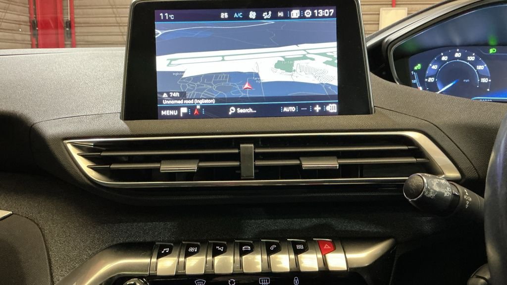 Used Peugeot 3008 2019 for sale - 76454604: Photo 11