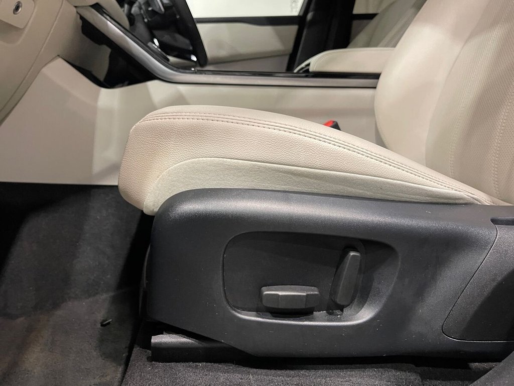Used Land Rover Range Rover Velar 2018 for sale - 77188325: Photo 33