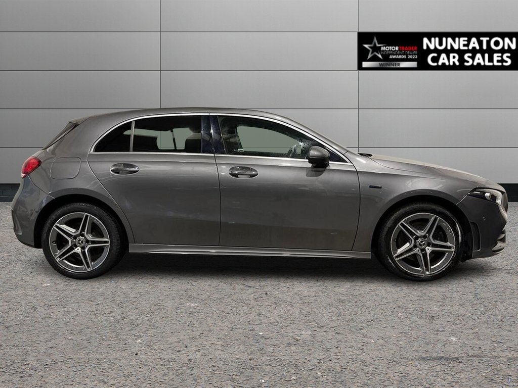 Used Mercedes-Benz A-Class 2020 for sale - 77981485: Photo 2