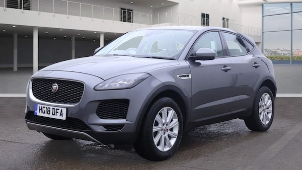 Used Jaguar E-Pace 2018 for sale - 76280155: Photo 2