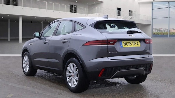 Used Jaguar E-Pace 2018 for sale - 76280155: Photo 3