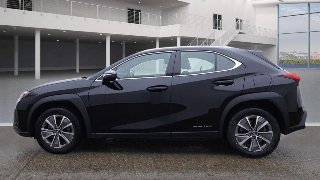 Used Lexus UX 2022 for sale - 76536170: Photo 6