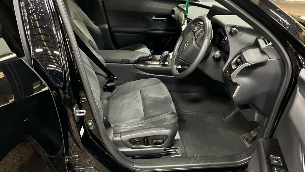 Used Lexus UX 2022 for sale - 76536170: Photo 9