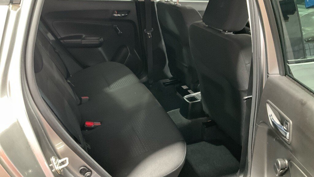 Used Suzuki Swift 2021 for sale - 77880245: Photo 14