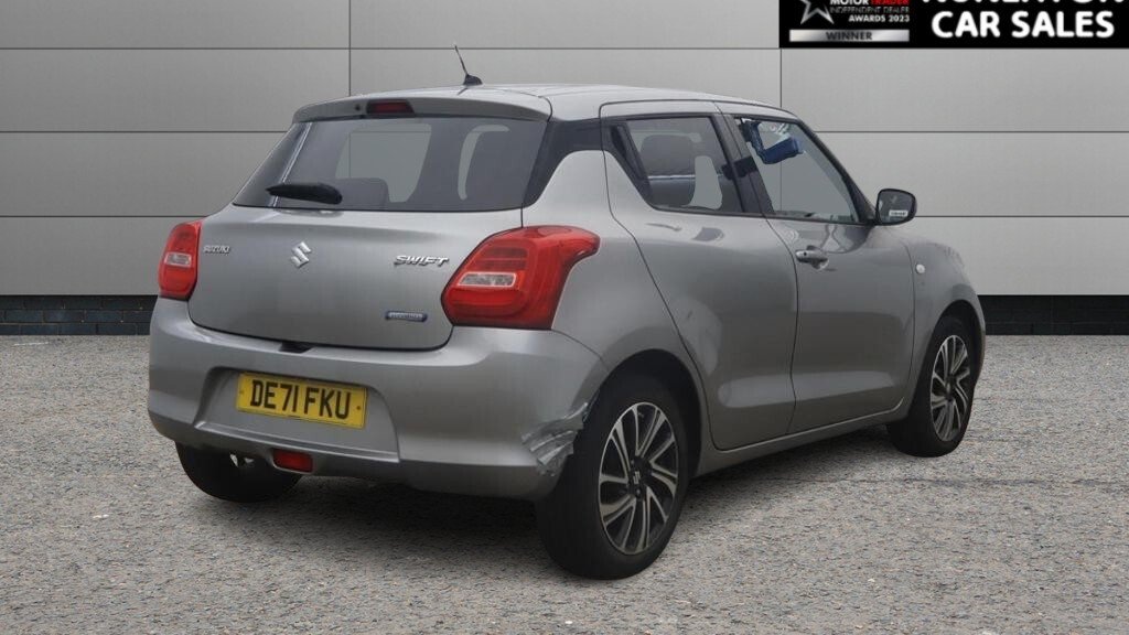 Used Suzuki Swift 2021 for sale - 77880245: Photo 3