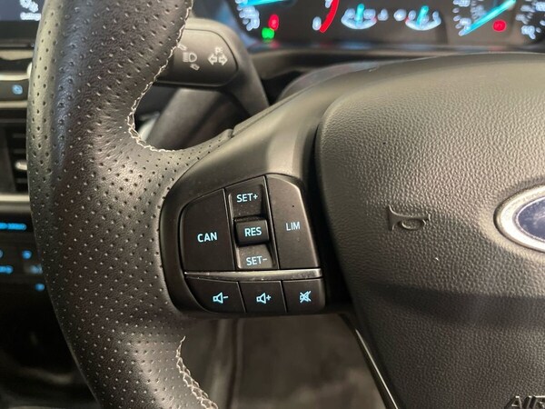Used Ford Fiesta 2018 for sale - 75973532: Photo 19