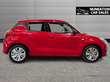 Used Suzuki Swift 2017 for sale - 75896100: Photo