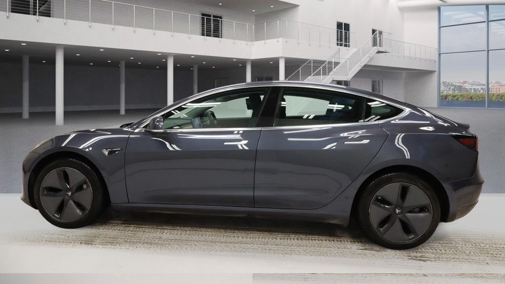 Used Tesla Model 3 2020 for sale - 76784087: Photo 6