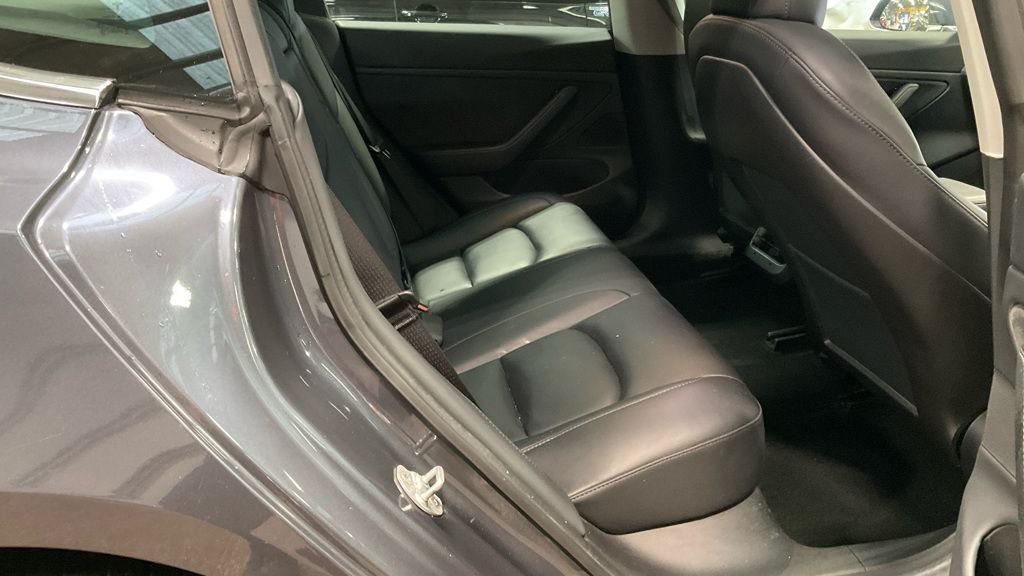 Used Tesla Model 3 2020 for sale - 76784087: Photo 8