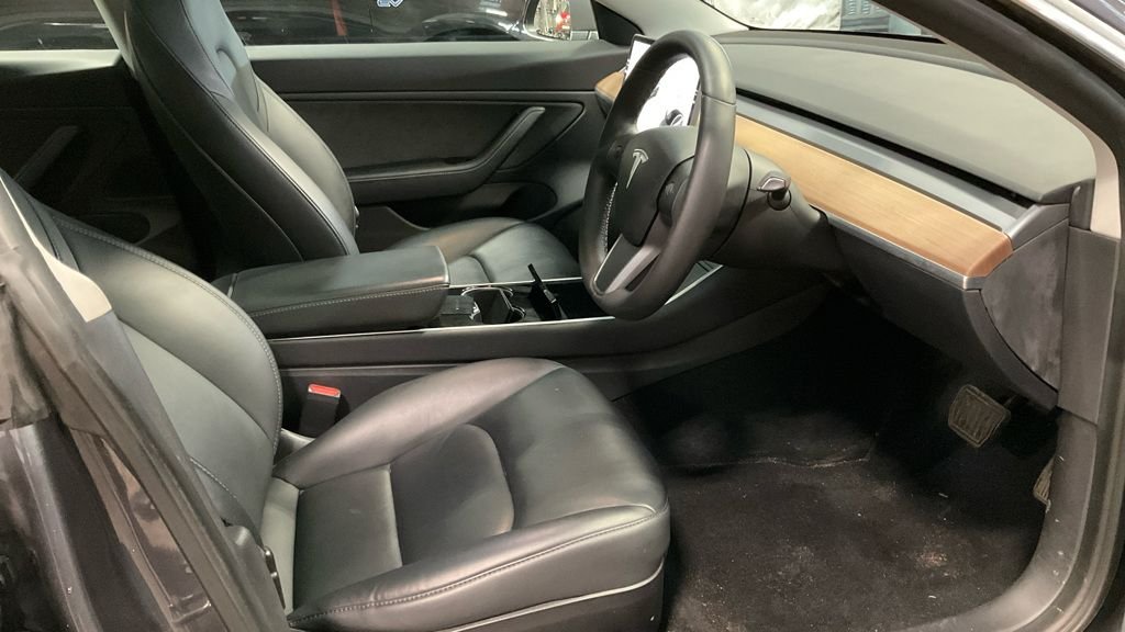 Used Tesla Model 3 2020 for sale - 76784087: Photo 9