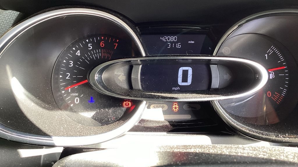 Used Renault Clio 2019 for sale - 76888540: Photo 10