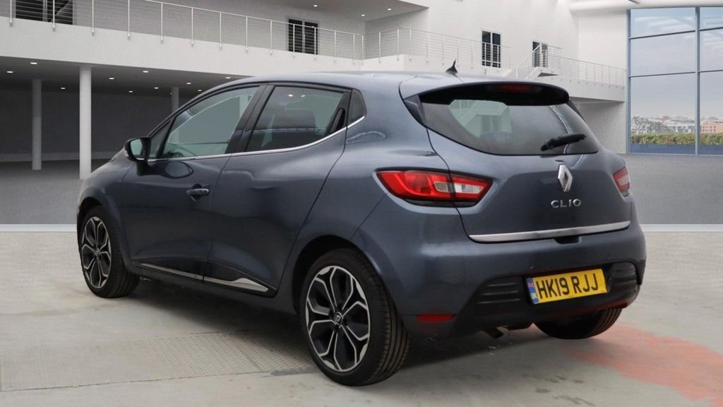 Used Renault Clio 2019 for sale - 76888540: Photo 3