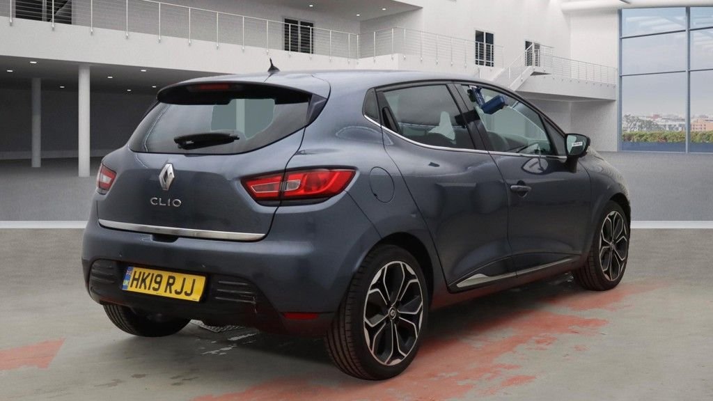 Used Renault Clio 2019 for sale - 76888540: Photo 4