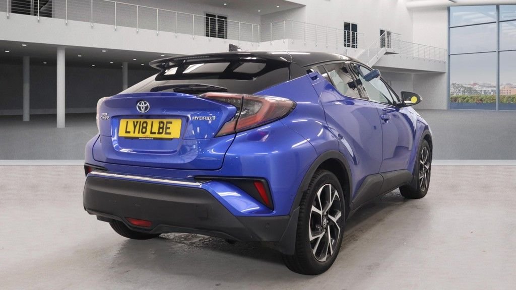 Used Toyota C-HR 2018 for sale - 76124189: Photo 4