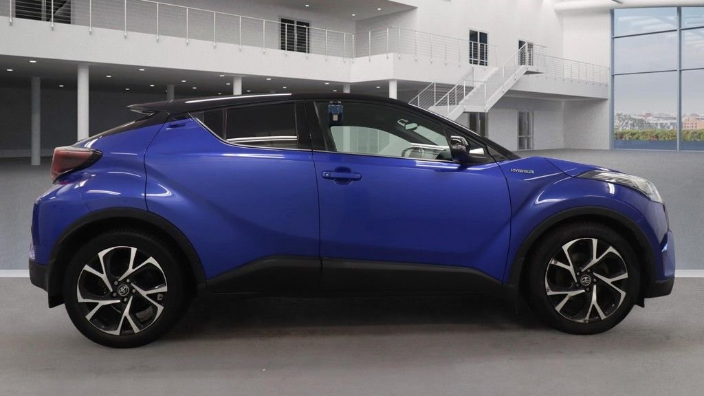 Used Toyota C-HR 2018 for sale - 76124189: Photo 5