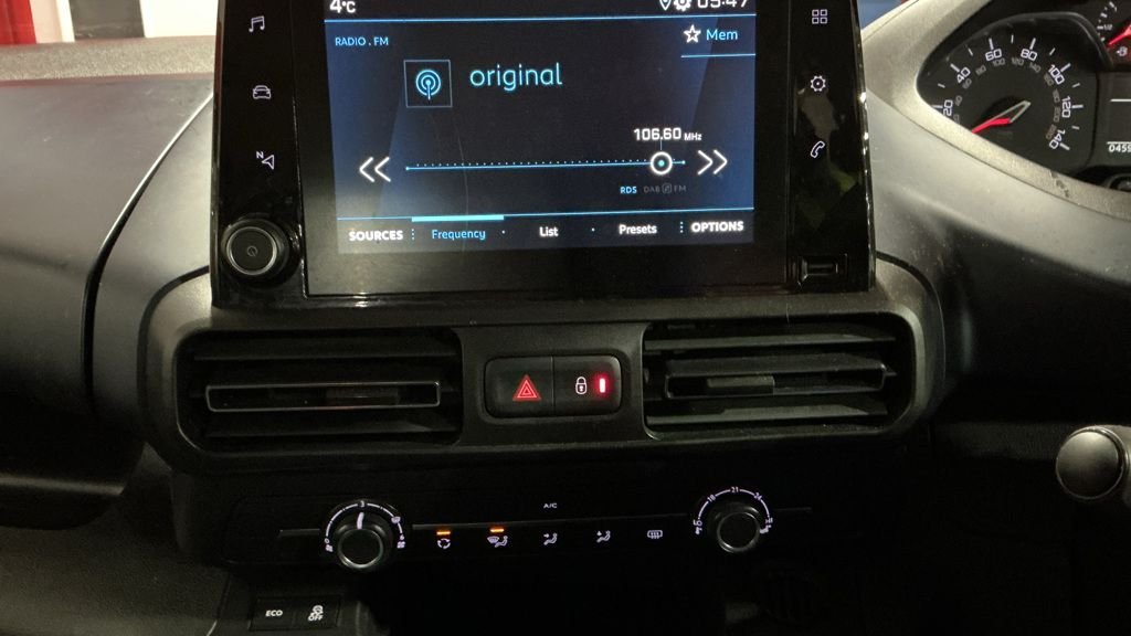 Used Peugeot Rifter 2019 for sale - 77139876: Photo 11