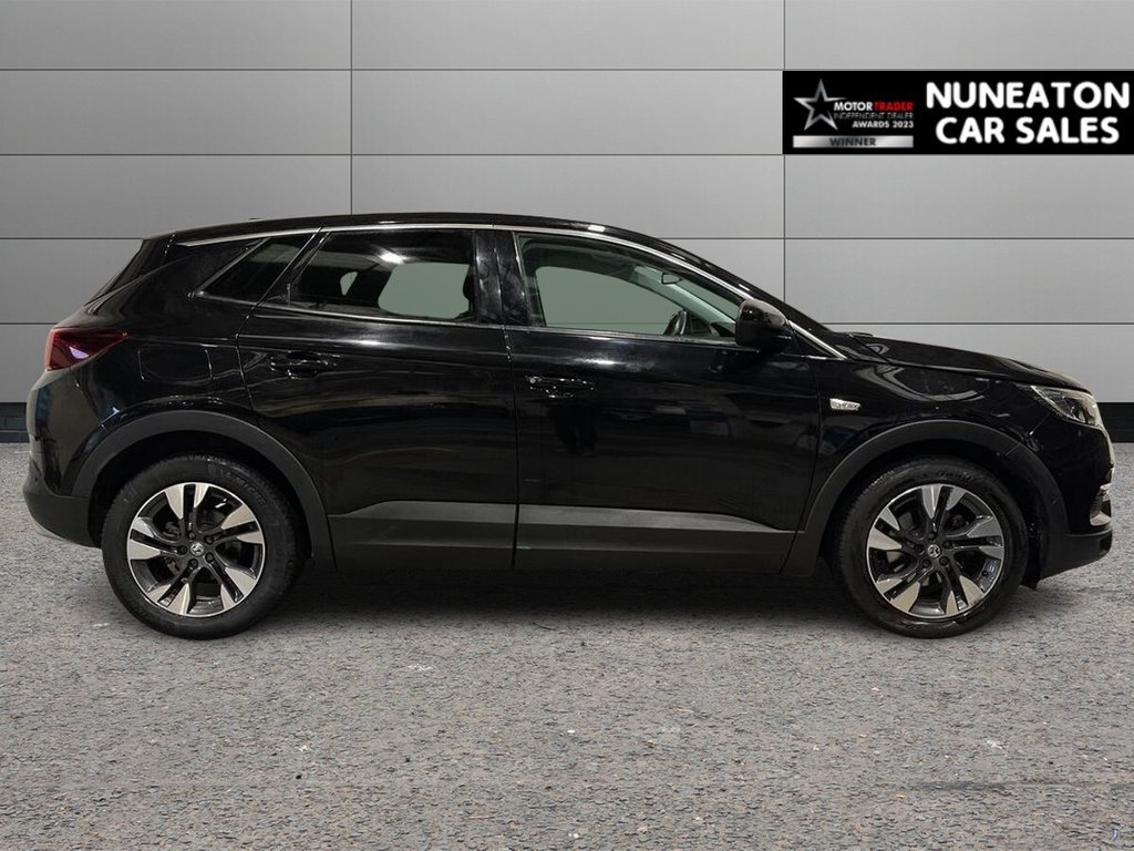 Used Vauxhall Grandland X 2020 for sale - 77307321: Photo 2