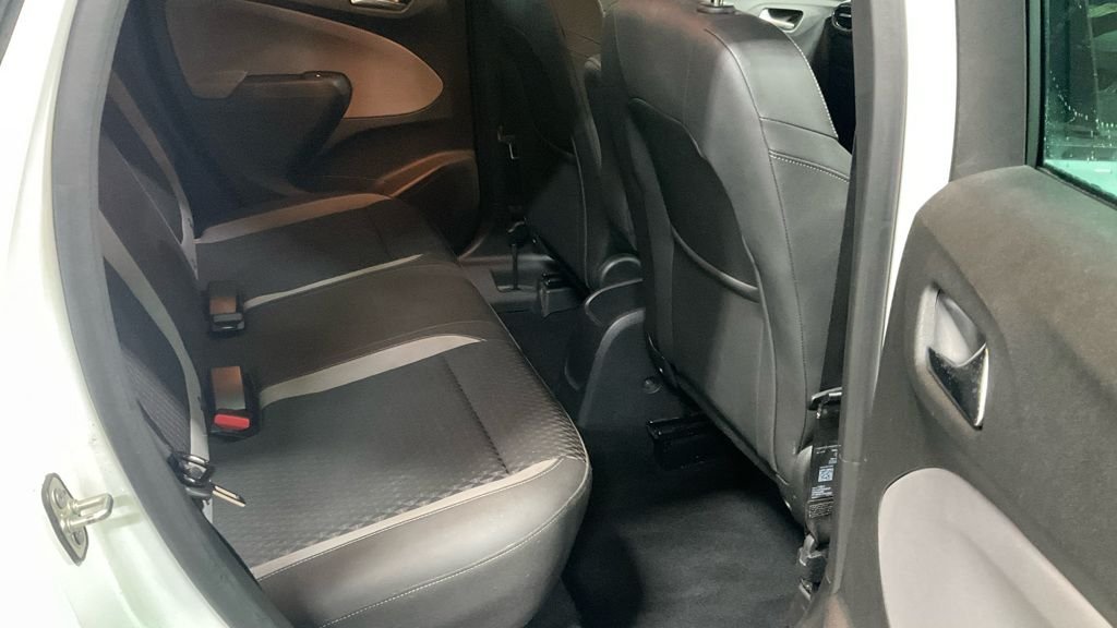 Used Vauxhall Crossland X 2019 for sale - 76361634: Photo 8