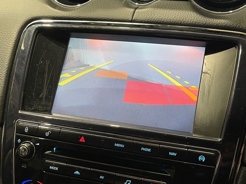 Used Jaguar XJ 2014 for sale - 77236409: Photo 23