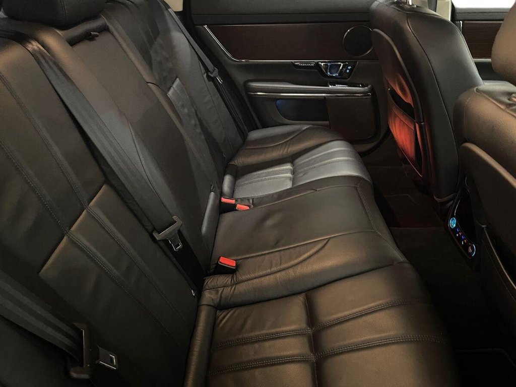 Used Jaguar XJ 2014 for sale - 77236409: Photo 28