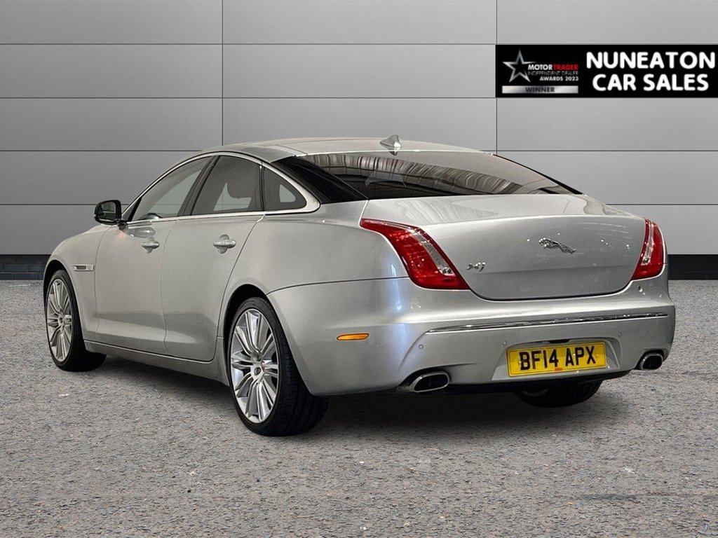 Used Jaguar XJ 2014 for sale - 77236409: Photo 5