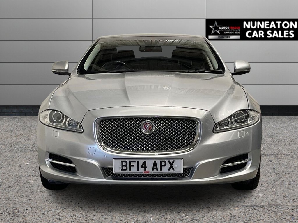 Used Jaguar XJ 2014 for sale - 77236409: Photo 8