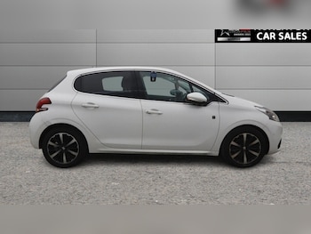 Used Peugeot 208 2019 for sale - 78501490: Photo