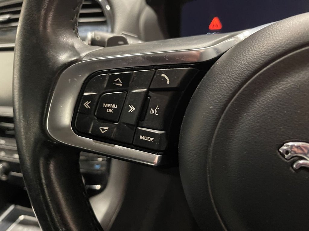 Used Jaguar F-Pace 2017 for sale - 76698408: Photo 24