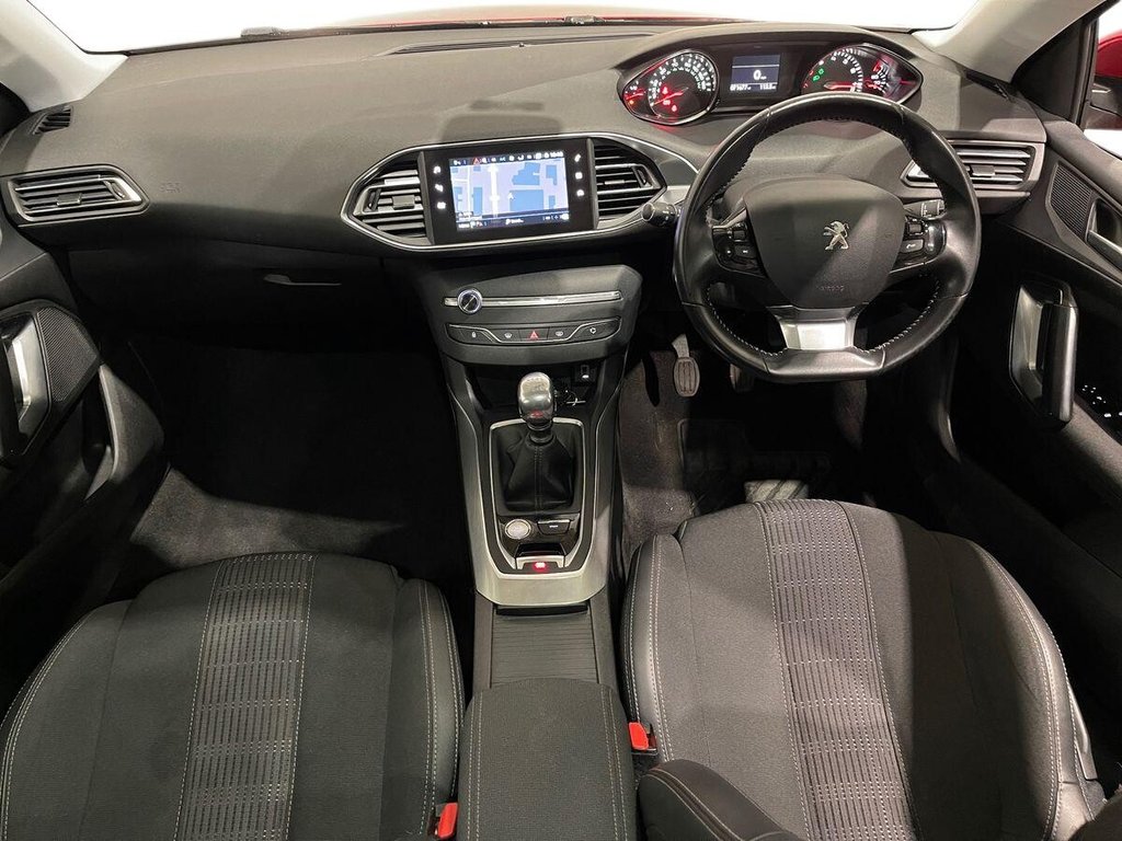 Used Peugeot 308 SW 2018 for sale - 76962367: Photo 10