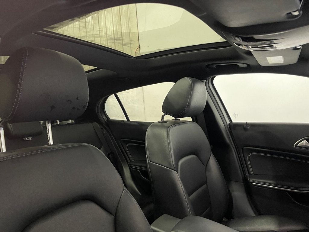 Used Mercedes-Benz GLA 2018 for sale - 76934840: Photo 12