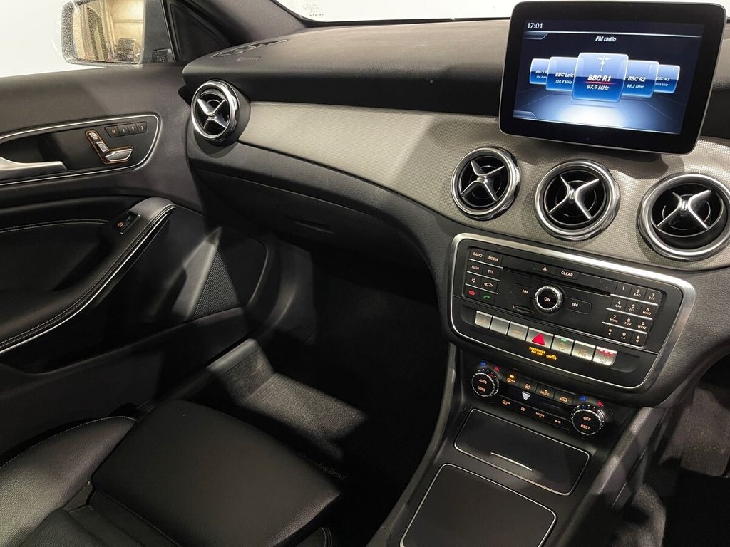 Used Mercedes-Benz GLA 2018 for sale - 76934840: Photo 17
