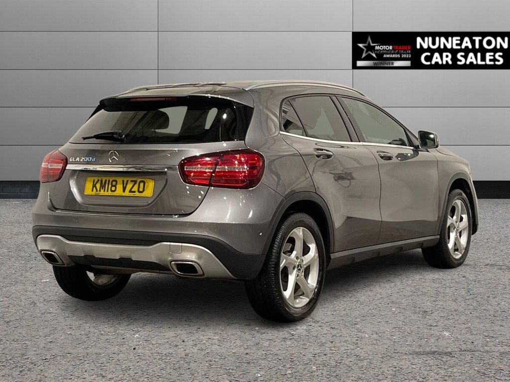 Used Mercedes-Benz GLA 2018 for sale - 76934840: Photo 3