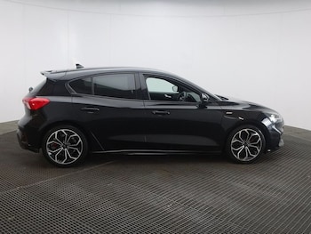 Used Ford Focus 2021 for sale - 76547157: Photo