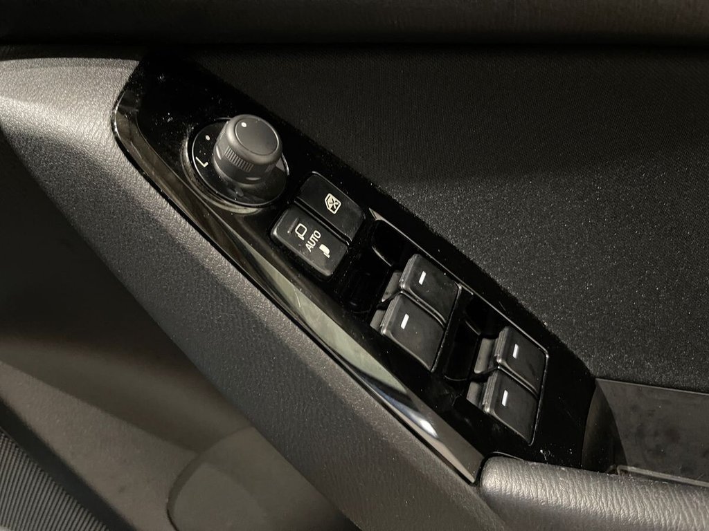 Used Mazda Mazda3 2018 for sale - 77313352: Photo 18